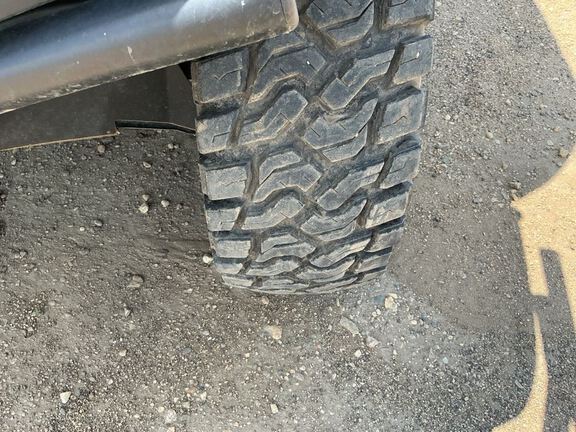 2023 John Deere XUV835R ATV
