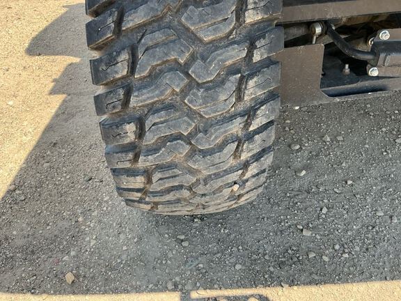 2023 John Deere XUV835R ATV
