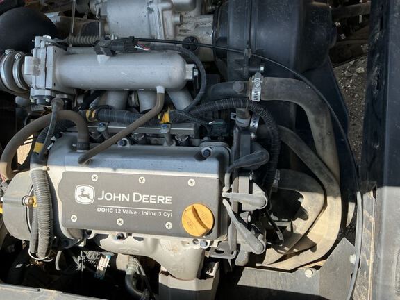 2023 John Deere XUV835R ATV