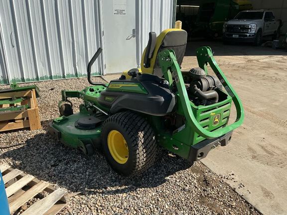 2025 John Deere Z960M Mower/Zero Turn