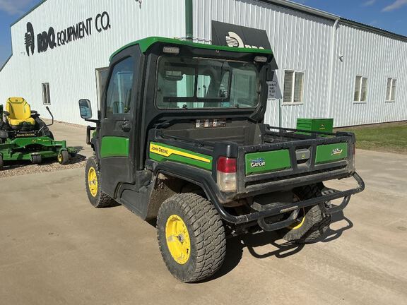 2022 John Deere XUV835R ATV