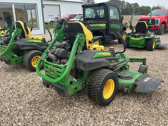 2025 John Deere Z960M Mower/Zero Turn