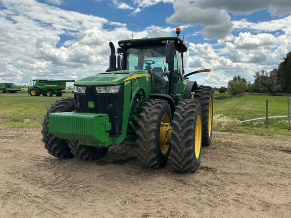 2017 John Deere 8320R Tractor