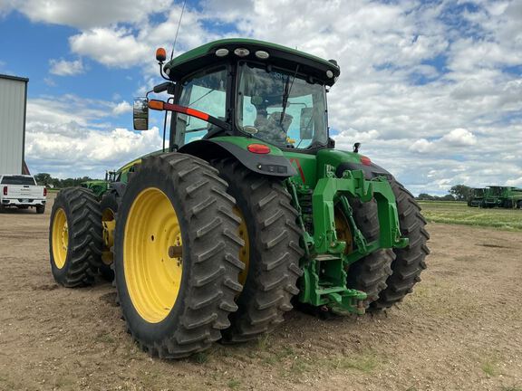 2017 John Deere 8320R Tractor