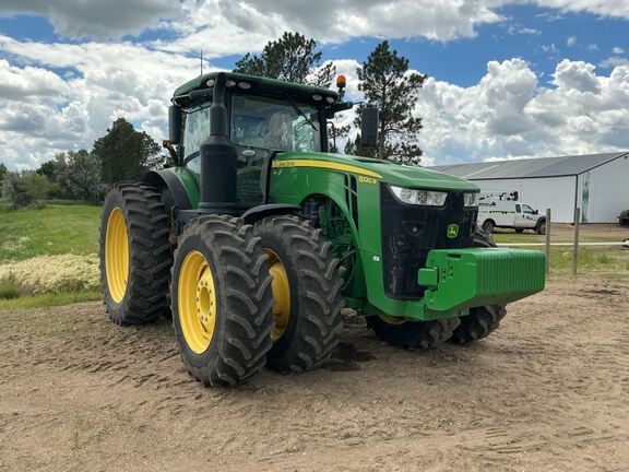 2017 John Deere 8320R Tractor