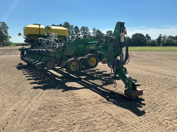 2021 John Deere DB60 Planter