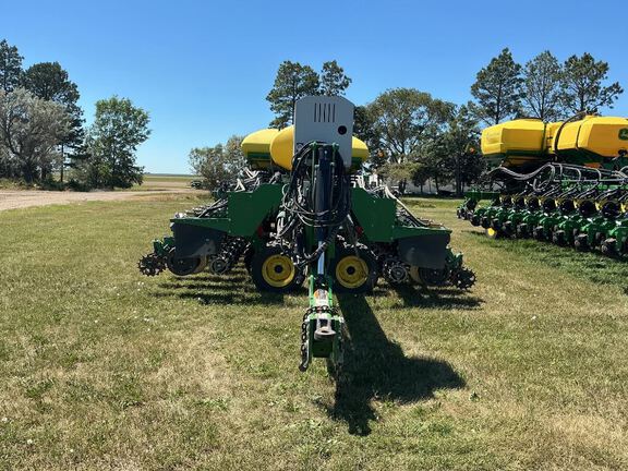 2021 John Deere DB66 Planter