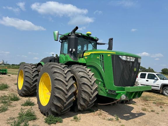 2022 John Deere 9R 590 Tractor 4WD