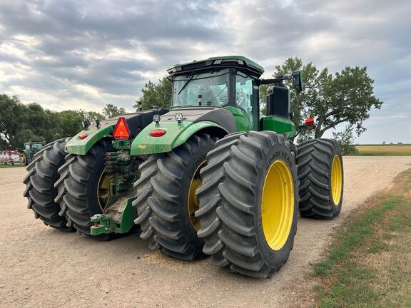 2022 John Deere 9R 590 Tractor 4WD