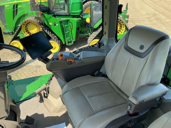 2024 John Deere 9R 490 Tractor 4WD
