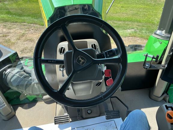 2024 John Deere 9R 490 Tractor 4WD