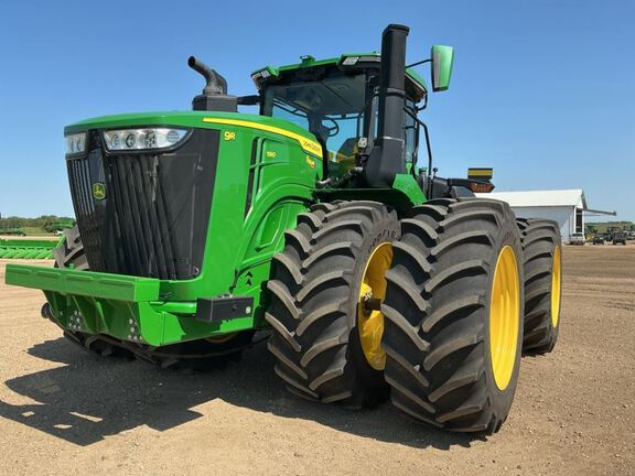2022 John Deere 9R 590 Tractor 4WD