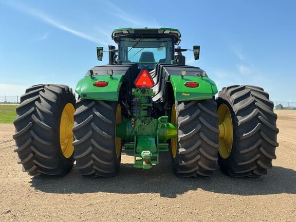 2022 John Deere 9R 590 Tractor 4WD