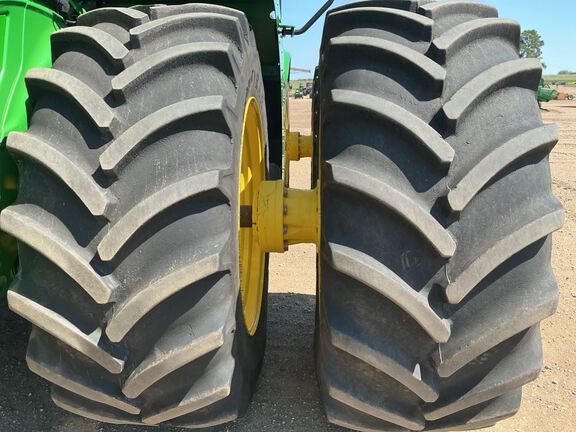 2022 John Deere 9R 590 Tractor 4WD