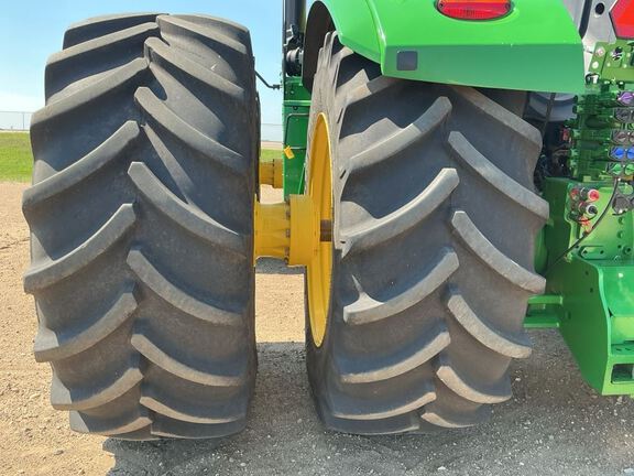 2022 John Deere 9R 590 Tractor 4WD