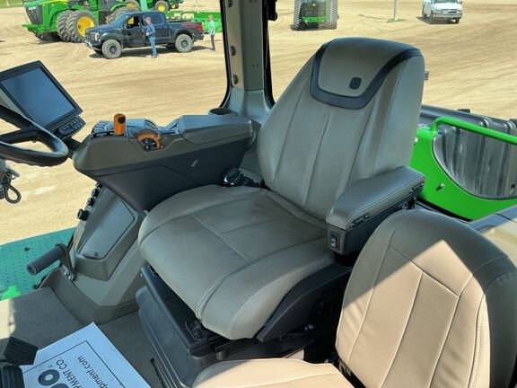 2022 John Deere 9R 590 Tractor 4WD