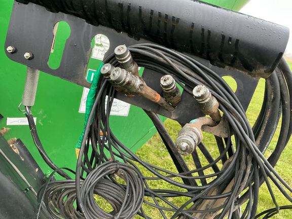 2008 Brent 1194 Grain Cart