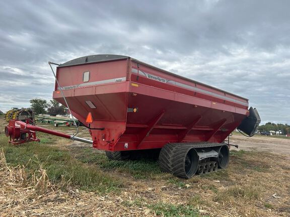2018 Unverferth 2020 Grain Cart