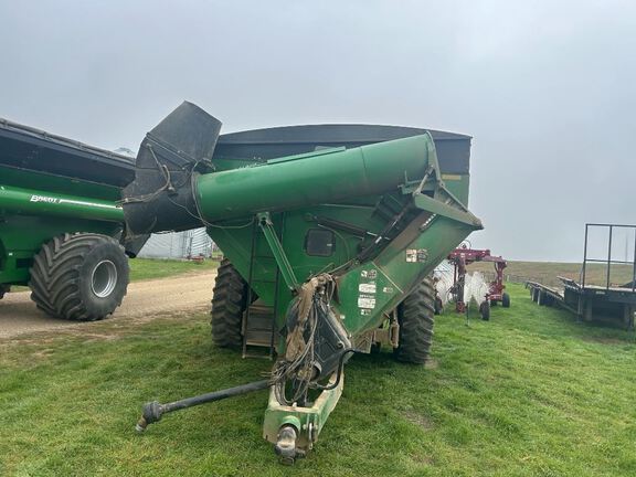 2016 Brent 1196 Grain Cart