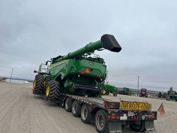 2026 John Deere X9 1000 Combine