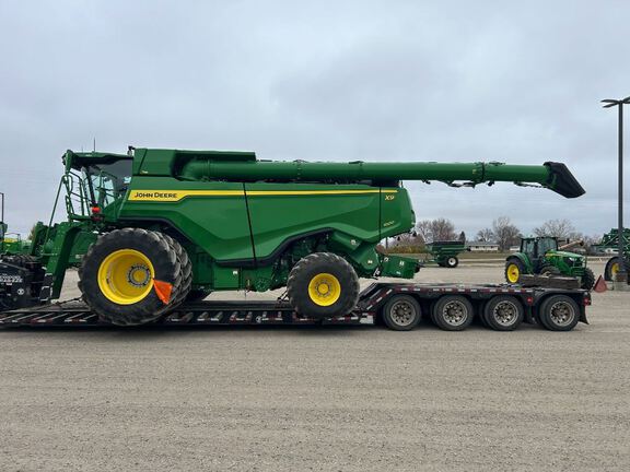 2026 John Deere X9 1000 Combine