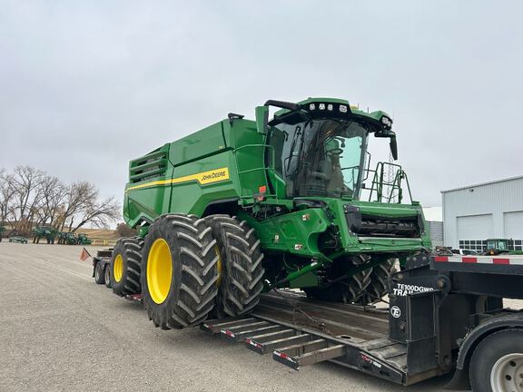 2026 John Deere X9 1000 Combine