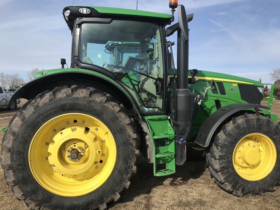 2023 John Deere 6R 165 Tractor