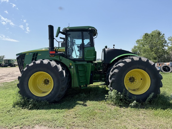 2023 John Deere 9R 540 Tractor 4WD