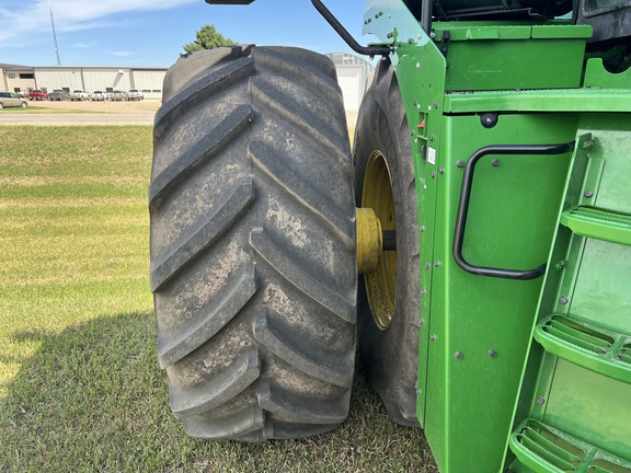 2023 John Deere 9R 590 Tractor 4WD