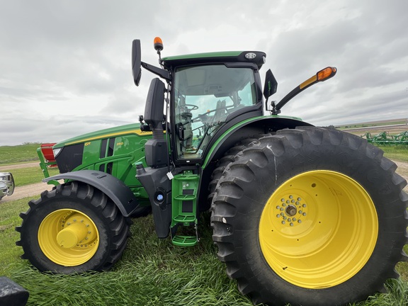 2023 John Deere 6R 250 Tractor