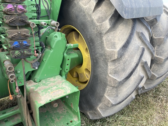 2015 John Deere 9570R Tractor 4WD