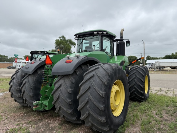 2015 John Deere 9570R Tractor 4WD