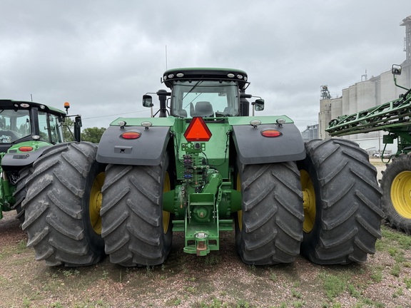 2015 John Deere 9570R Tractor 4WD