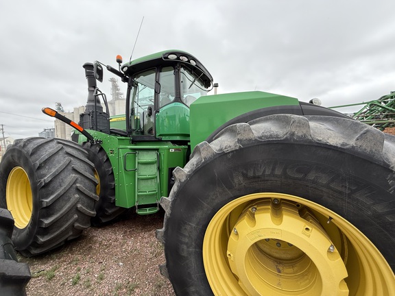 2015 John Deere 9570R Tractor 4WD