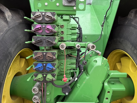 2015 John Deere 9570R Tractor 4WD