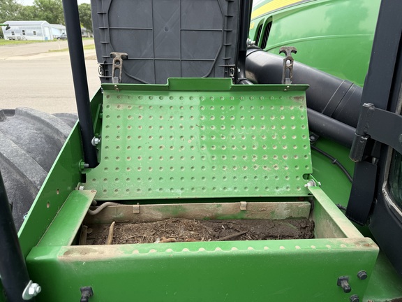 2015 John Deere 9570R Tractor 4WD