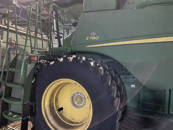 2019 John Deere S780 Combine