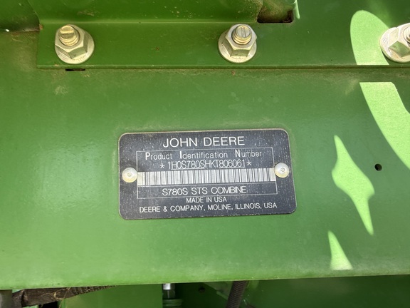 2019 John Deere S780 Combine