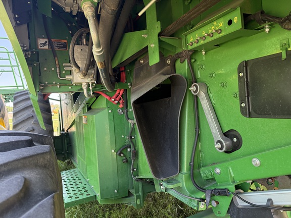2019 John Deere S780 Combine