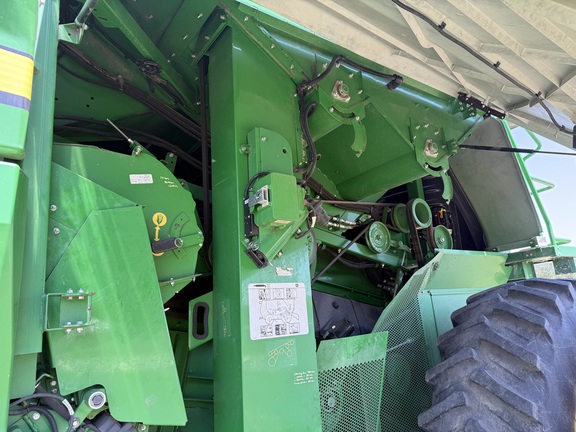 2019 John Deere S780 Combine