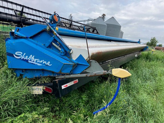 2012 Shelbourne CVS 32 Header Combine