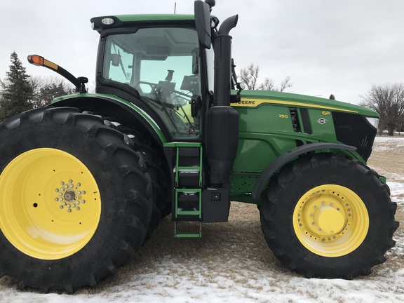 2024 John Deere 6R 250 Tractor