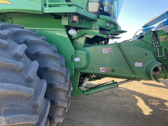 2018 John Deere S780 Combine