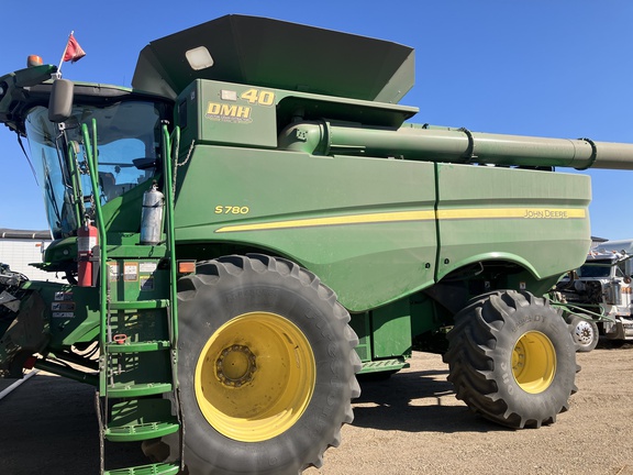 2018 John Deere S780 Combine