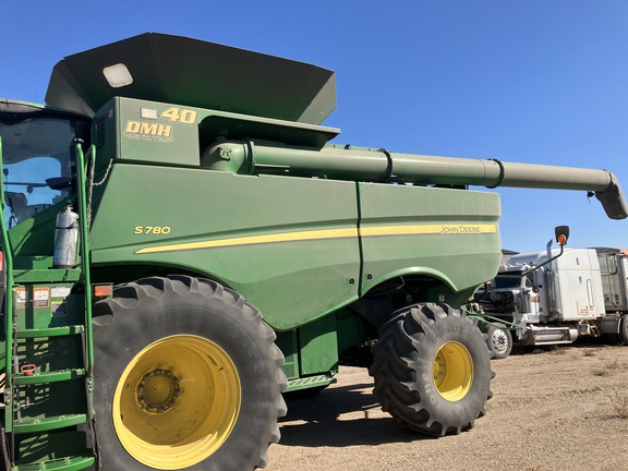 2018 John Deere S780 Combine