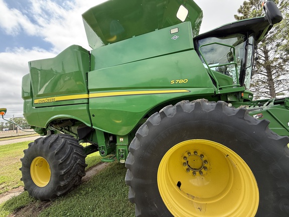 2018 John Deere S780 Combine