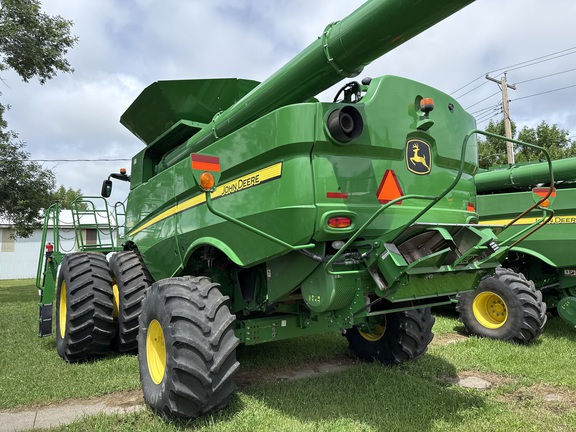 2018 John Deere S780 Combine