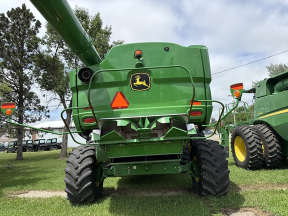 2018 John Deere S780 Combine