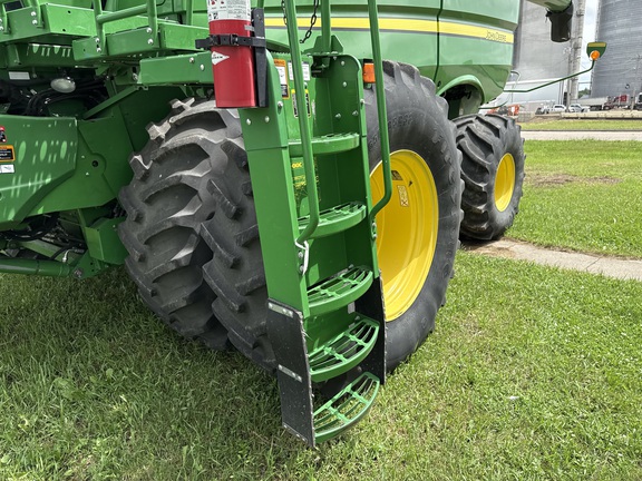 2018 John Deere S780 Combine