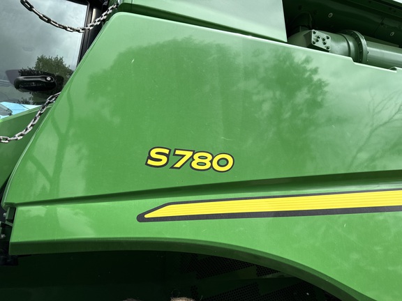 2018 John Deere S780 Combine
